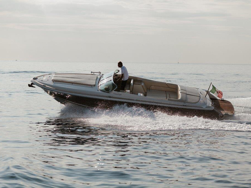 Chris Craft '28 Corsair